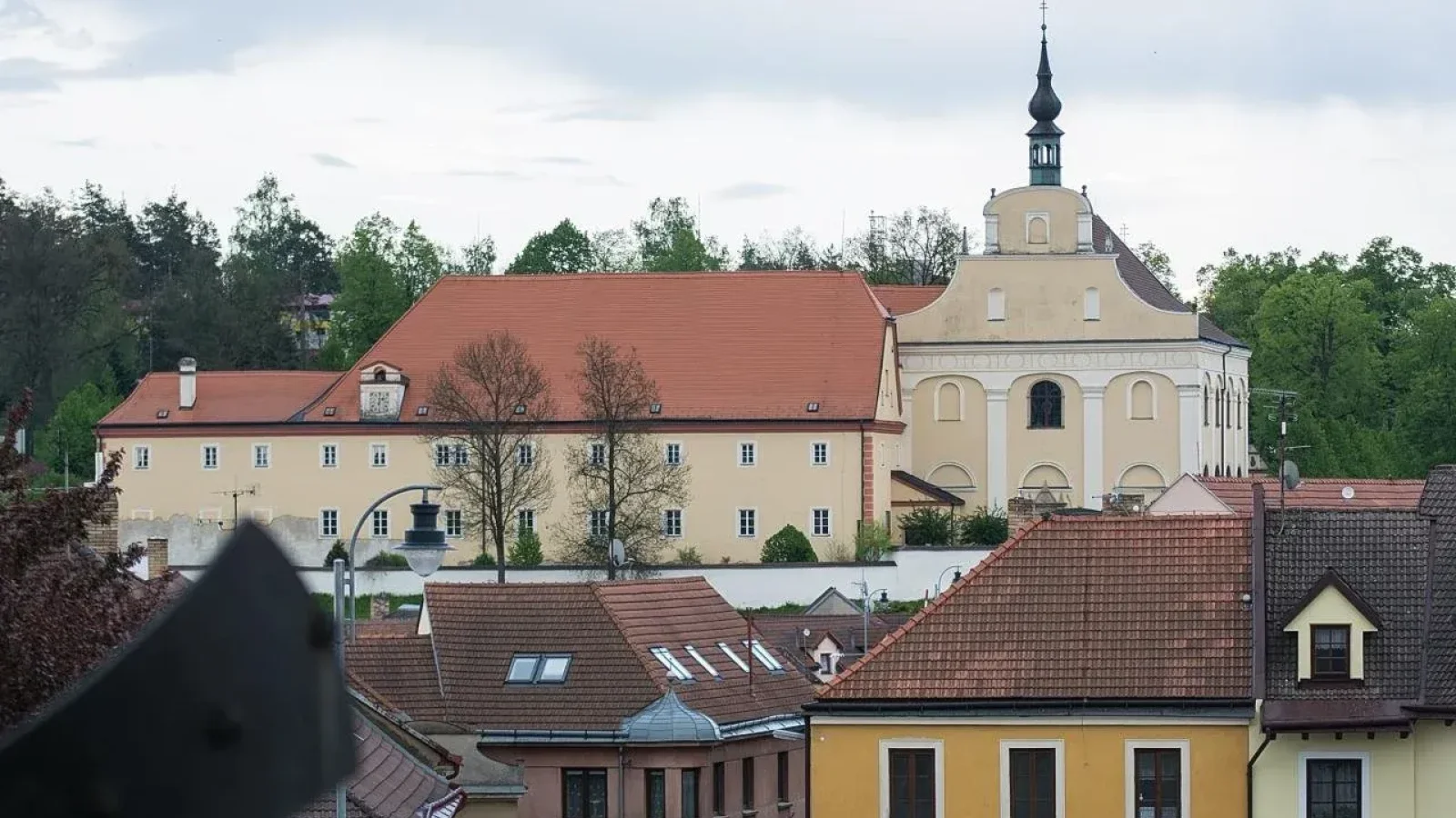 Kostel sv. Antonína Paduánského – Kostel / sakrální stavba, Dačice