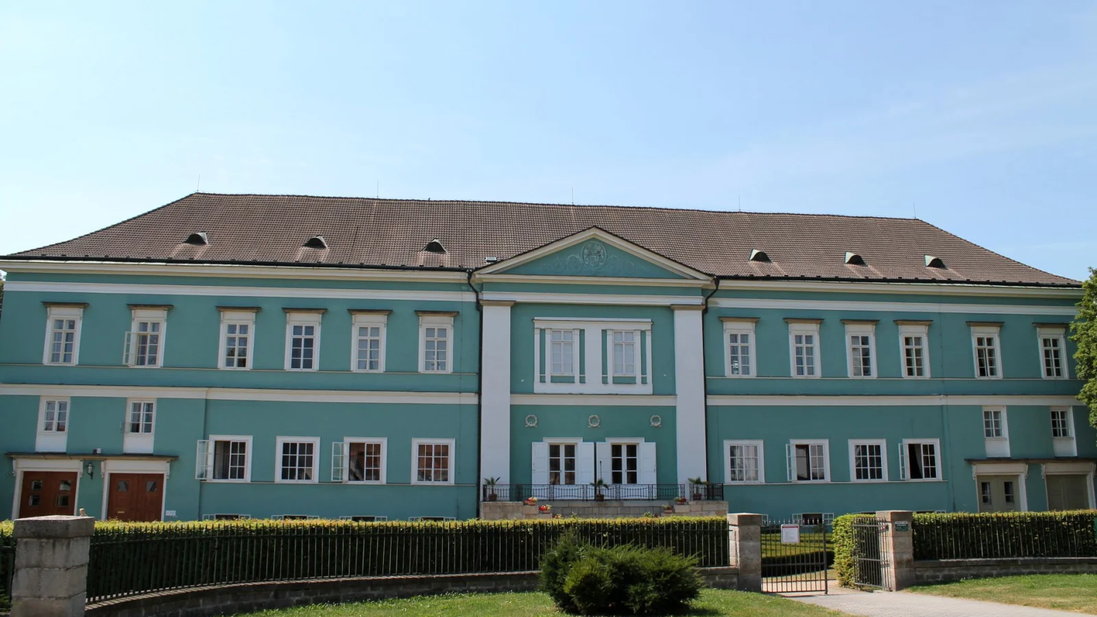 Státní zámek Dačice – Hrad / zámek, Dačice